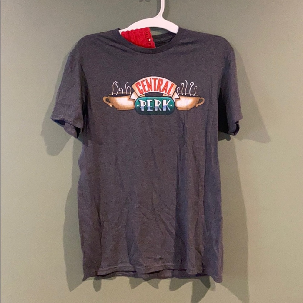 Central perk graphic t shirt
